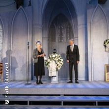 Kalter weißer Mann - Theater, Oper und Orchester Halle