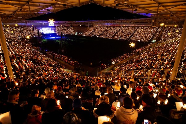 6. Weihnachtssingen in der MDCC Arena am 23.12.2023 in Magdeburg