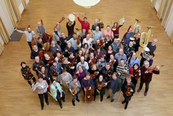 NEUER.MUT - Sinfonieorchester Magdeburger Musikfreunde e.V. Leitung: Gero Wiest - Fotografin: Victoria Kühne NEUER.MUT - Sinfonieorchester Magdeburger Musikfreunde e.V. Leitung: Gero Wiest - Fotografin: Victoria Kühne